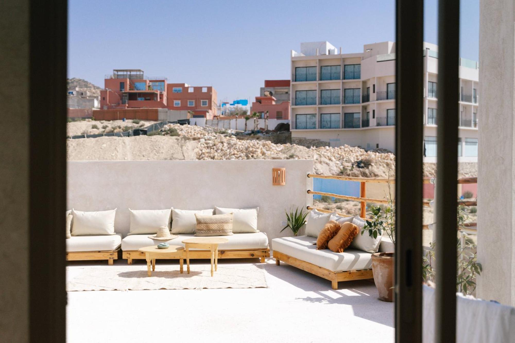 Апартаменты Malibu Surf House Tamraght Экстерьер фото
